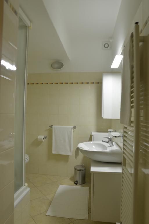 Residenza Cece' Apartment Lecco Cameră foto